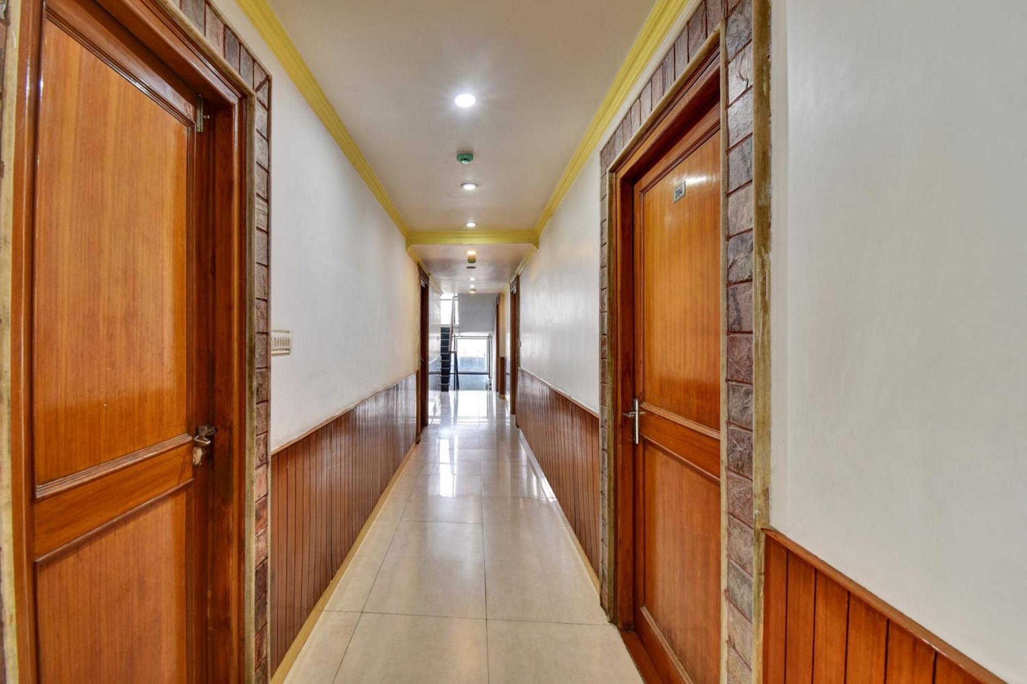 Townhouse Hotel Fly View Jaipur Dış mekan fotoğraf